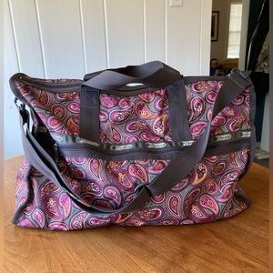 Lesportsac Large Deluxe Weekender Bag (grey & pink paisley print)